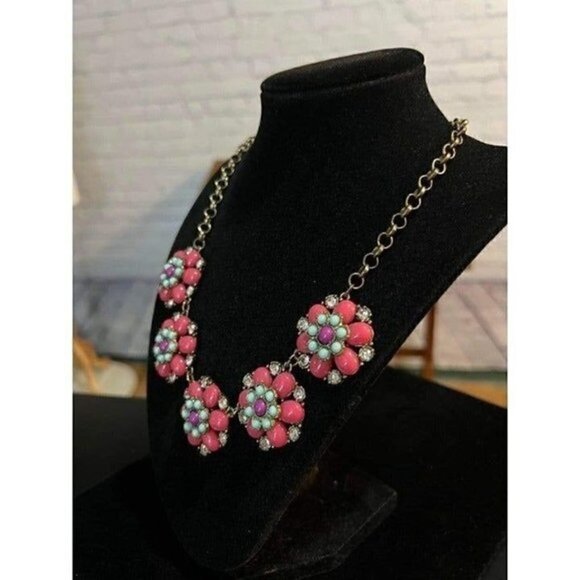 Blossom Statement Necklace - Picture 2 of 7